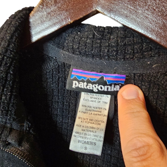 Patagonia Grid Fleece Jacket - Women’s - Black - Full-Zip - Outdoor - Hiking - Picture 4 of 5